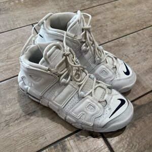 Nike Air More Uptempo GS 'White Midnight Navy' Youth Size 7Y Shoes